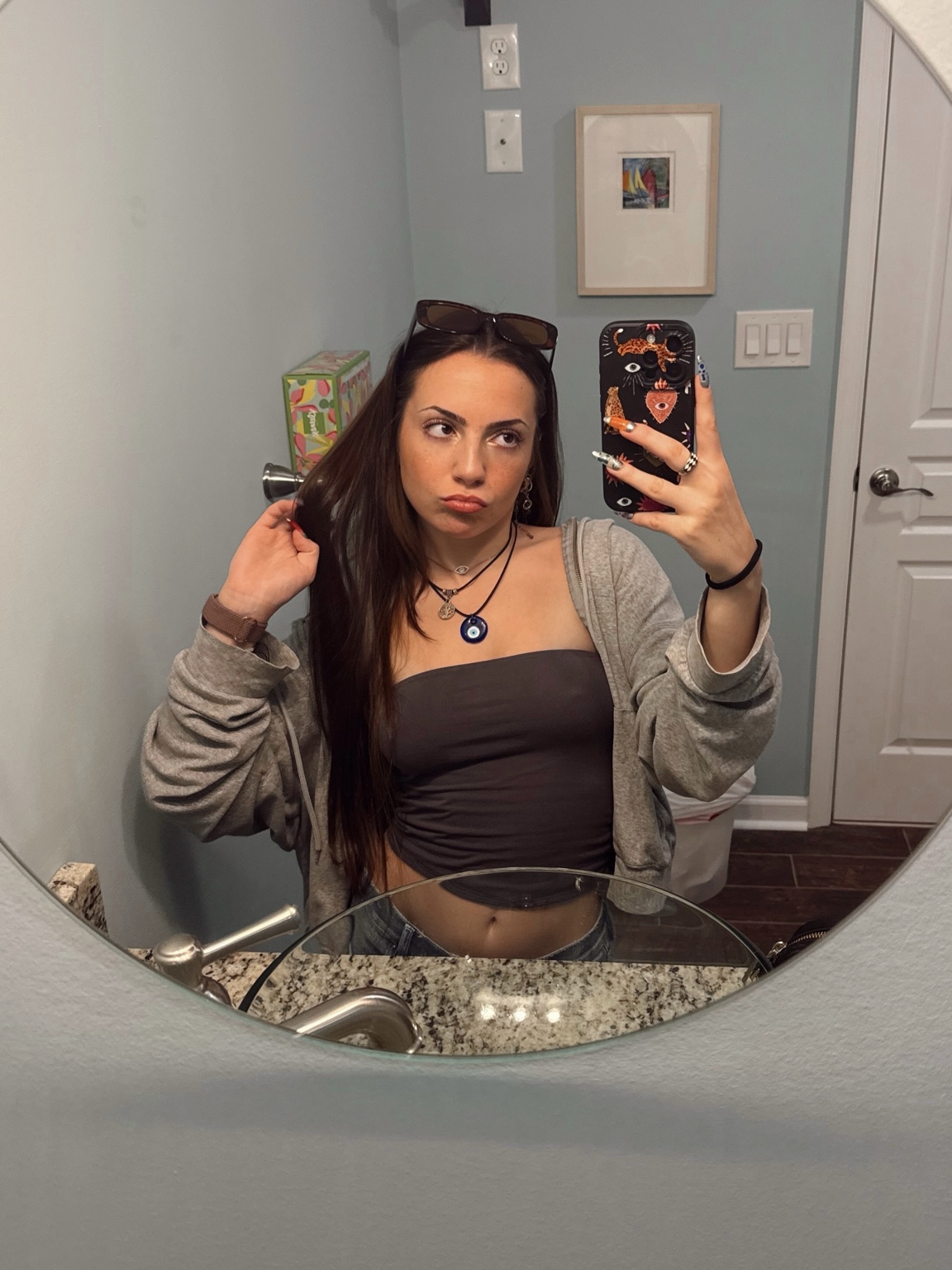 Josie taking a mirror selfie